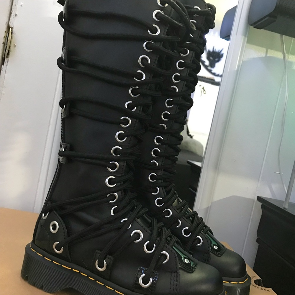 Dr. Martens DARIA 1B60 BEX - Picture 5 of 10